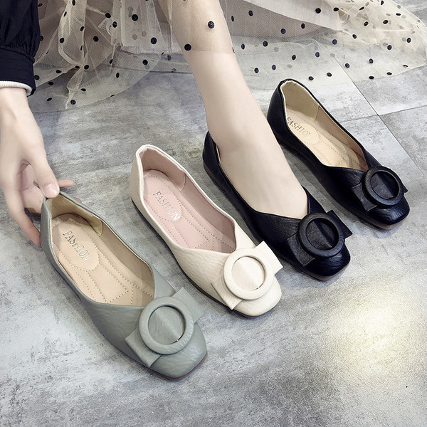 Naiste vabaajajalatsid kunstnahast pandlaga