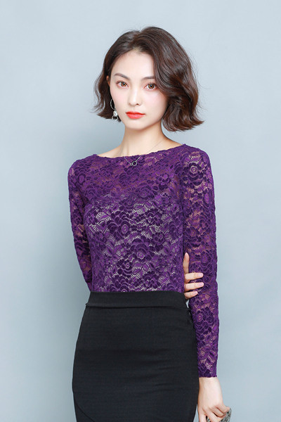 Moodne naiste pikkade varrukatega pitspluus