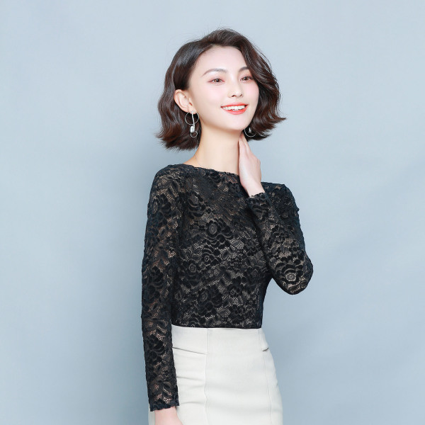 Moodne naiste pikkade varrukatega pitspluus