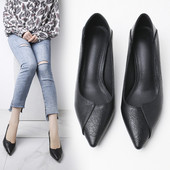 Καθημερινά γυναικεία παπούτσια με χαμηλό τακούνι από  οικολογικό δέρμα