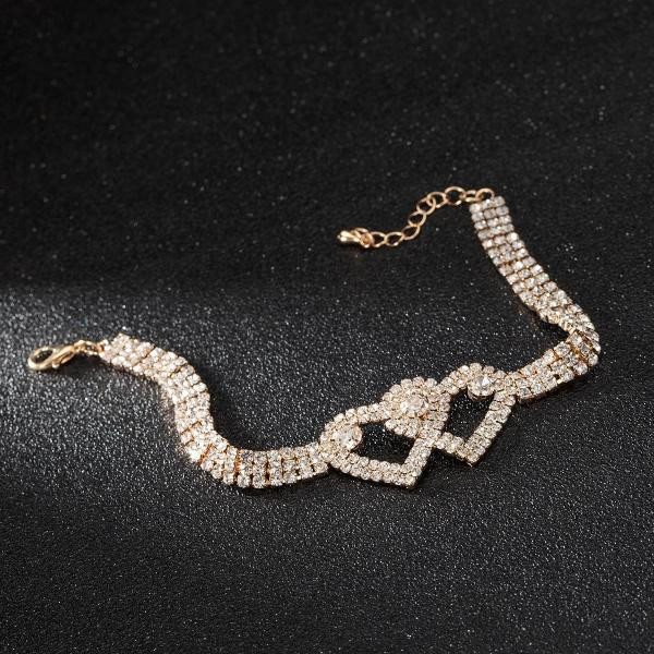 Modern női karkötő szívekkel és kövekkel