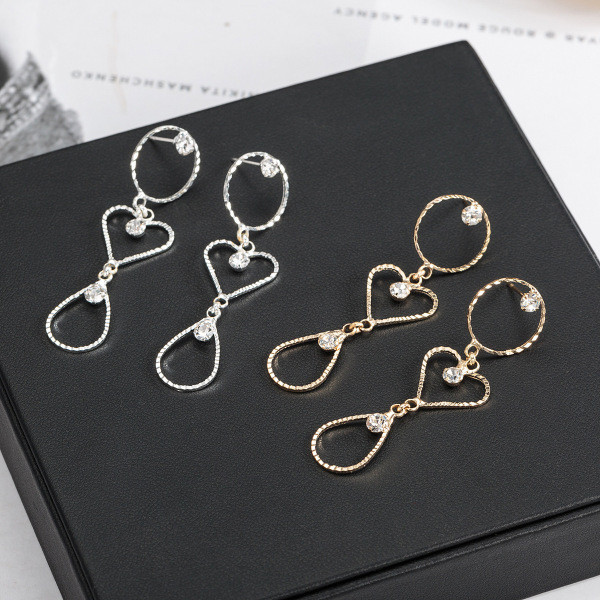 Стилни дамски висящи обеци с камъни и сърца 