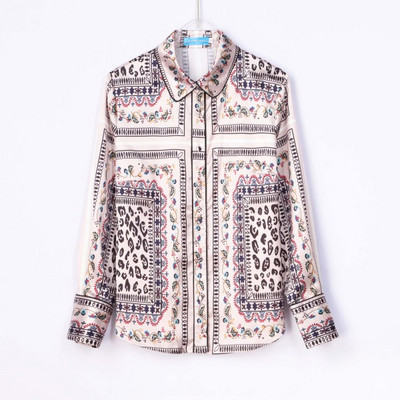 Stiilne naiste satiinsärk klassikalise krae ja nööpidega