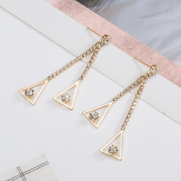 Модерни дамски висящи обеци с триъгълник и камъни 
