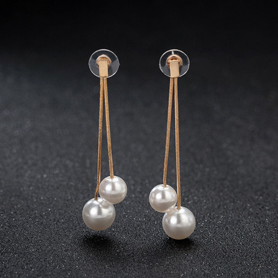 Елегантни дамски висящи обеци с перли 