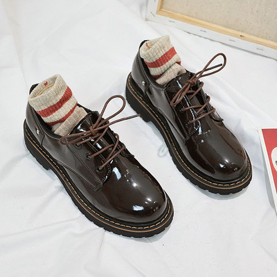 Γυναικεία  παπούτσια  από έκο δέρμα με κορδόνια