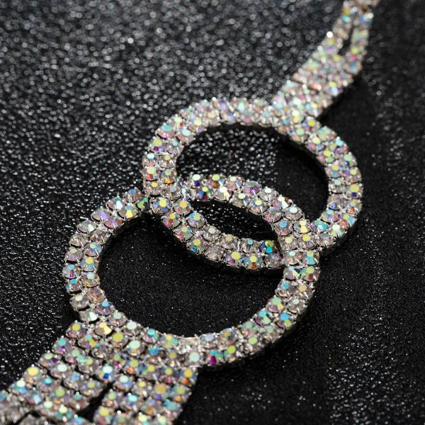 Stiilsed naiste rippuvad ümmarguste kivikestega kõrvarõngad