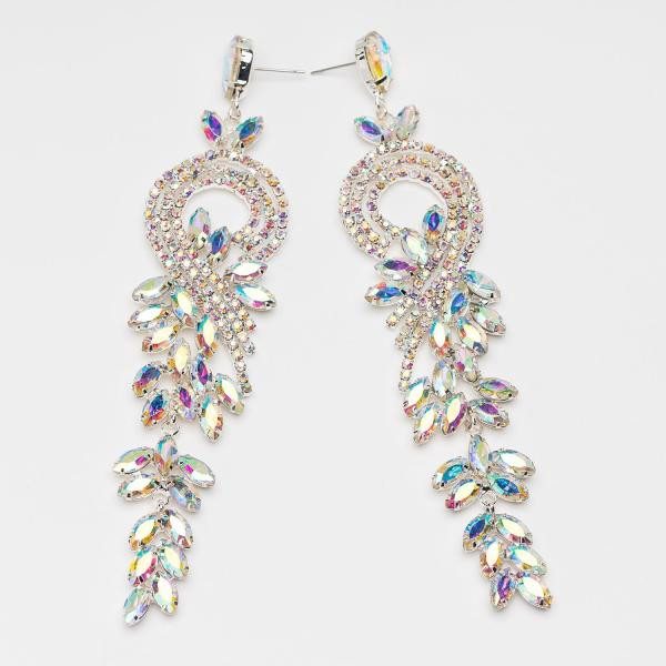 Elegáns női lógó fülbevaló színes kövekkel