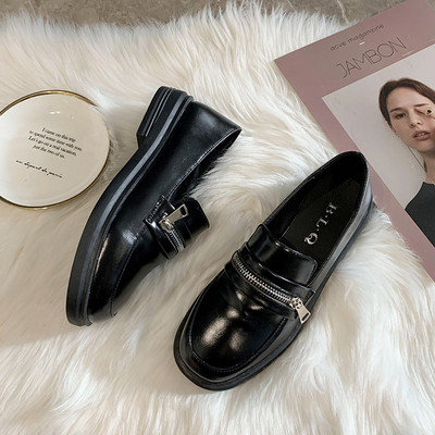 Дамски ежедневни обувки от еко кожа с декоративен цип