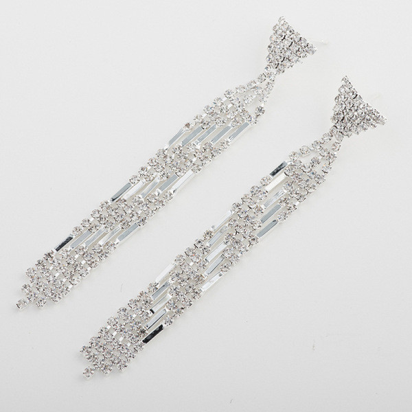 Säravate kivikestega elegantsed naiste rippuvad kõrvarõngad