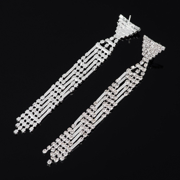 Säravate kivikestega elegantsed naiste rippuvad kõrvarõngad