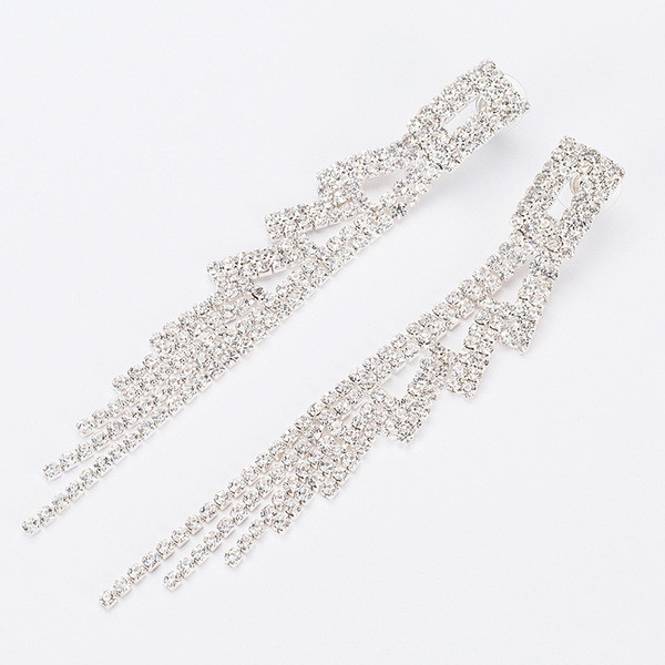 Елегантни дамски сребристи висящи обеци 