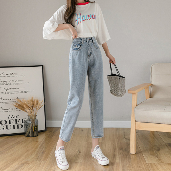 Kõrge vöökohani ulatuva mudeliga vabaaja naiste teksad