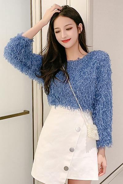 Μοντέρνα γυναικεία μπλούζα με στρογγυλή λαιμόκοψη και κρόσσια