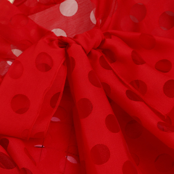 Moodne naiste täpiline särk, mille krael on pael