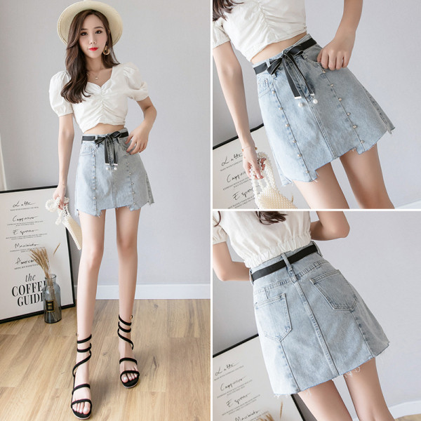 Alkalmi női farmerszoknya magas derékkal és A-vonallal