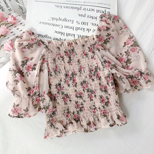 Aktuális női rövid blúz virágmintával három színben