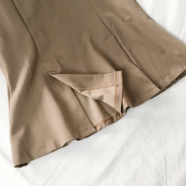 Ежедневна дамска пола с висока талия и копчета