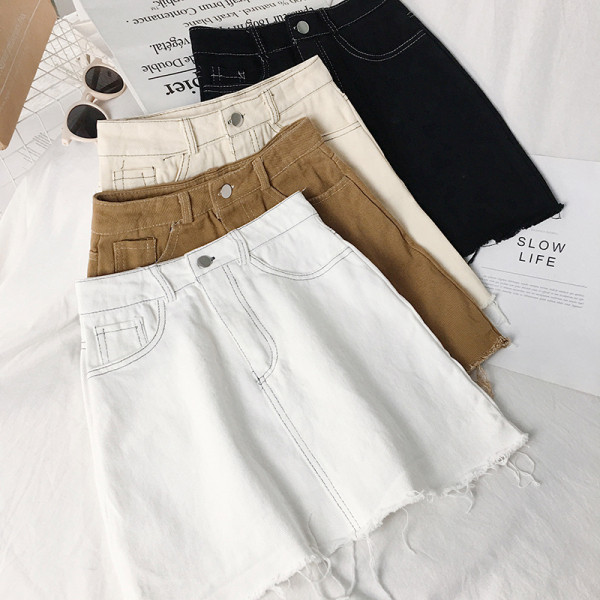 Naiste vabaaja seeliku tavaline neljas värvitoonis mudel