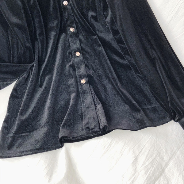 Moderna ženska košulja širokog modela crne boje