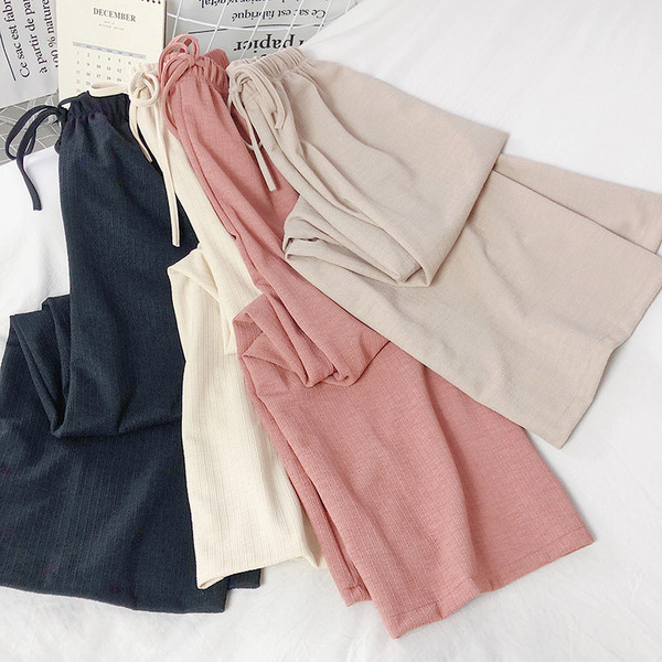 Дамски ежедневни панталони широк модел с еластична талия