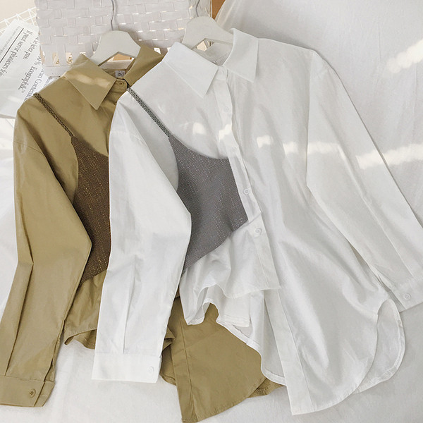 Aszimmetrikus női ing klasszikus gallérral és hosszú ujjal