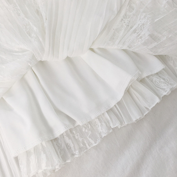 Дамска дълга плисирана пола с дантела 