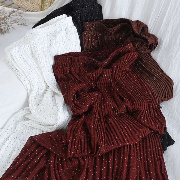 Modern női rakott pöttyös szoknya, magas derékkal