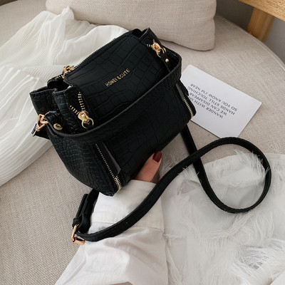 Модерна дамска кожена чанта с ципове