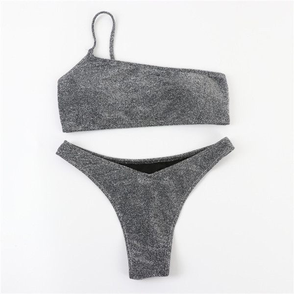 Kétrészes fürdőruha fényes részecskékkel és szürke pánttal