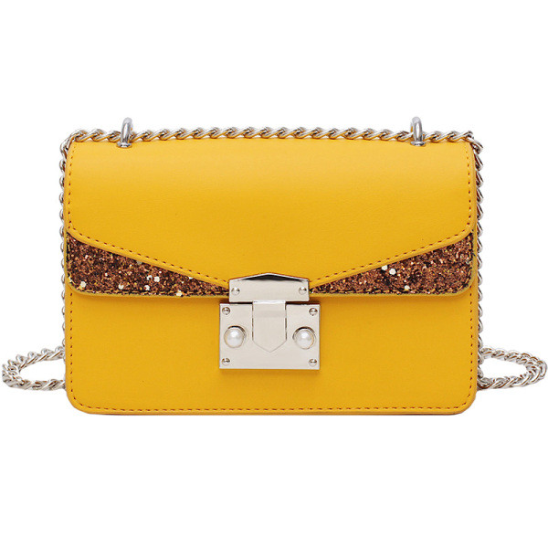 Modern női táska flitterekkel, fém csattal és hosszú válllánccal