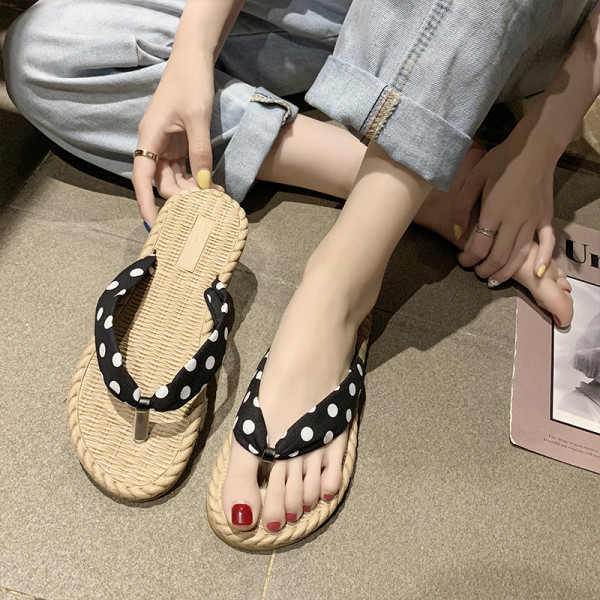 Värviliste rihmadega riidest rannasusside uus mudel