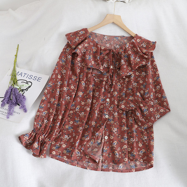 Дамска риза с копчета,флорален десен и дълъг ръкав 