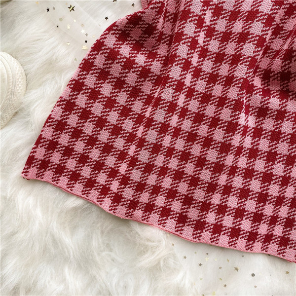 Moodne naiste kootud ovaalse kaelusega topp - kaks mudelit