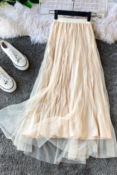 Modern női szoknya magas derékkal - két arc