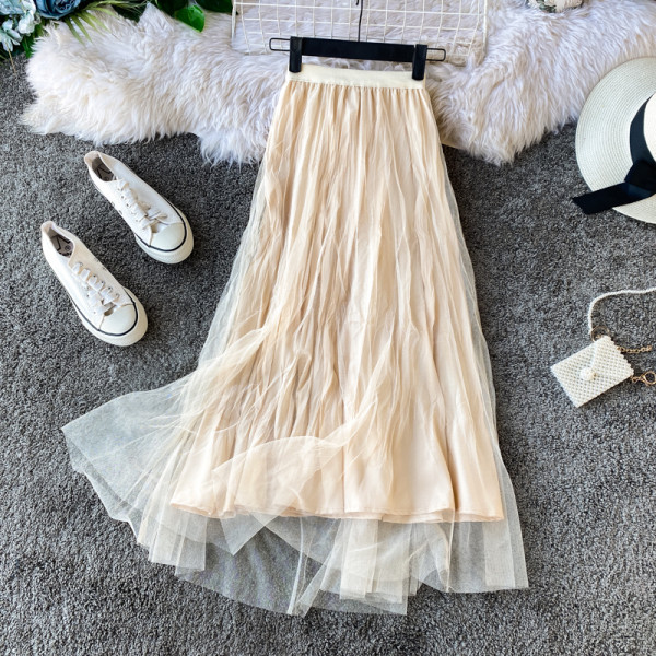 Modern női szoknya magas derékkal - két arc