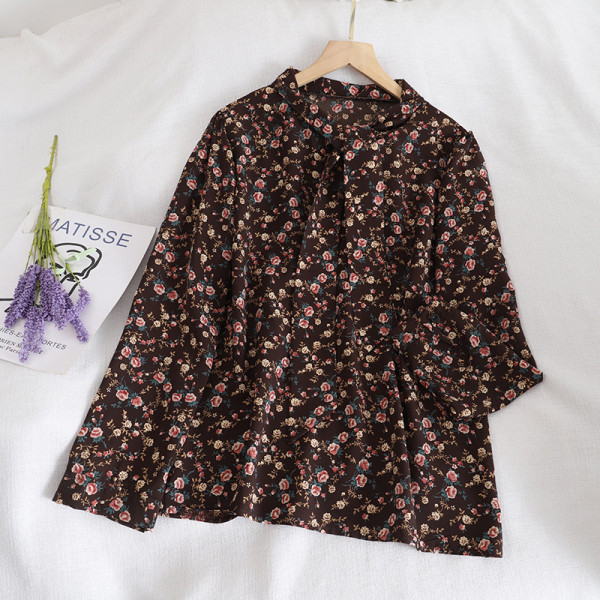 Modern női ing szalaggal és virágmintával retro stílusban