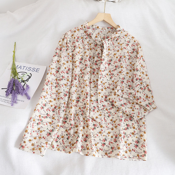 Modern női ing szalaggal és virágmintával retro stílusban