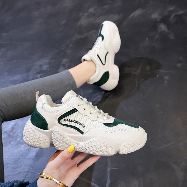 Eko bőrből és textilből készült alkalmi tornacipők új modellje durva talppal