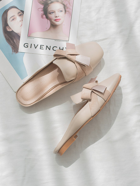 Дамски ежедневни чехли нов модел от еко кожа с панделка - два модела