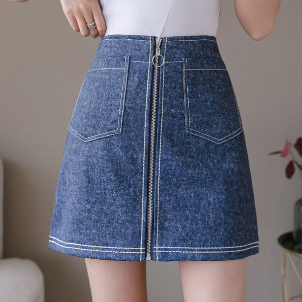 Modern női tavaszi szoknya elöl cipzárral és zsebekkel