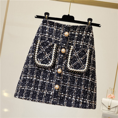 Stílusos női őszi-téli szoknya gombokkal és zsebekkel, magas derékkal