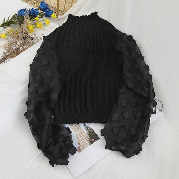 Női pulóver félmagas gallérral és széles ujjú 3D virág elemmel