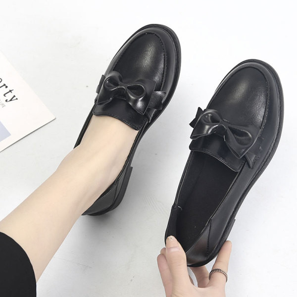 Női alkalmi cipő eco bőr szalaggal