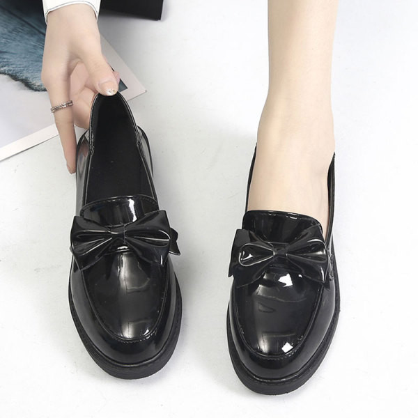 Női alkalmi cipő eco bőr szalaggal