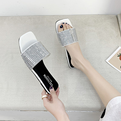 Moderne ženske ravne papuče s kamenčićima