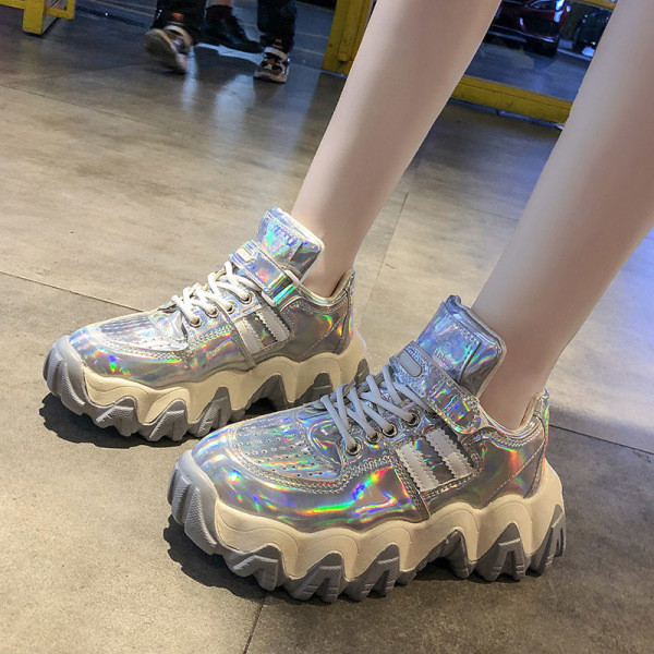 Ženske moderne tenisice s visokim grubim potplatom s vezicama