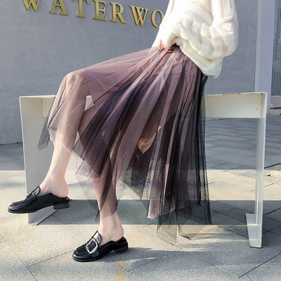 Modern női szoknya tüll és gumírozással, magas derékkal