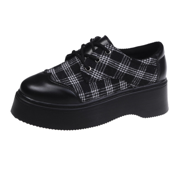 Дамски ежедневни обувки на платформа от еко кожа и текстил