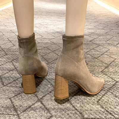 Заострен модел дамски боти с висок дебел ток - тип чорапи